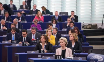 Von der Leyen's new European Commission wins backing of EU Parliament