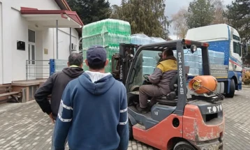 Донација на вода за пиење од Општина Пехчево за Општина Берово