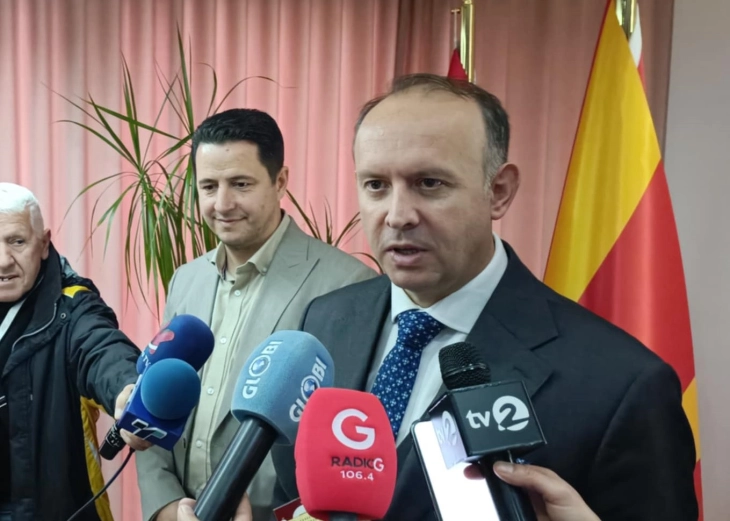 Gashi: Desecration of the flag of others contrary to national interests 