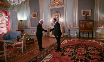 Speaker Gashi has audience with King Carl XVI Gustaf of Sweden 