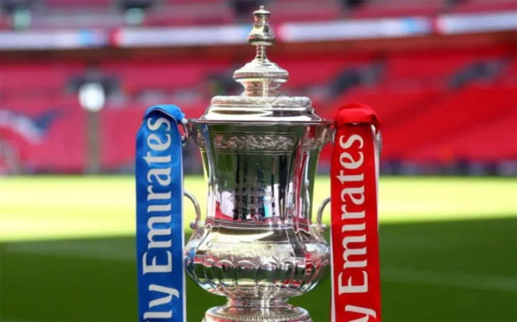 Holders Manchester United drawn away to Arsenal in FA Cup third round