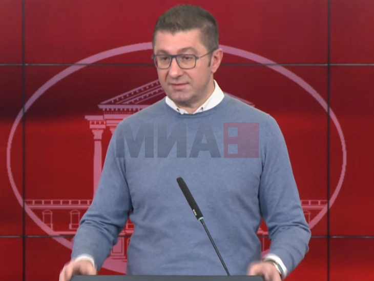 Mickoski: Të mërkurën nuk do të ndodhë asgjë në Gjykatën Kushtetuese, BDI do të vazhdojë me manovra politike