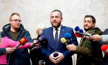 Toshkovski: Kovaçevski është shtetas i Maqedonisë dhe nuk ka kërkuar të heqë dorë nga shtetësia, aditivi i blerë në KME 