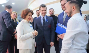 Takim i presidentes Siljanovska Davkova me drejtorin rajonal të UNHCR-së për Evropë, Filip Leklerk