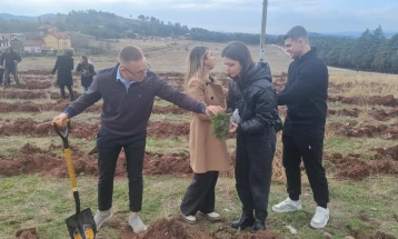 Over 4,000 tree saplings planted at Holy Sunday in Shtip, 1,500 in Bitola, 1,100 in Ilinden