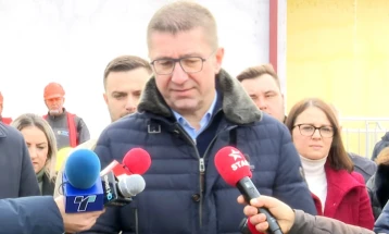 Mickoski të martën në Bruksel: Nuk e kemi ndërmend të bëjmë më shumë lëshime, do të vazhdojmë të promovojmë vlerat evropiane