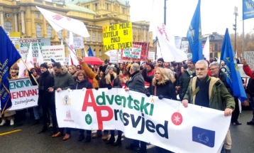 Училишните синдикати во Хрватска протестираат против оценувањето и неправедните коефициенти