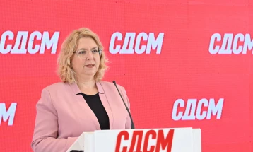 Николова: Без јавна дебата власта турка измени на закони со кои го уназадува образованието