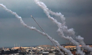 Israel and Hamas accuse each other of blocking Gaza ceasefire talks