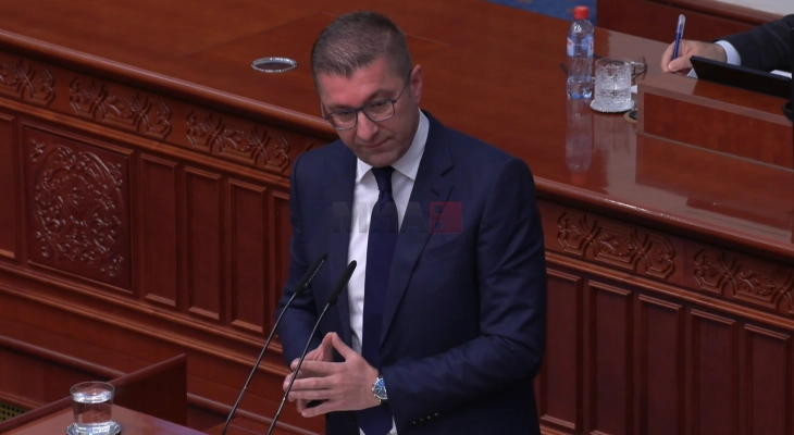 Mickoski: Reforma të thella në shërbimet e sigurisë, ata që kanë ndjekur djalin tim të mitur do të mbajnë përgjegjësi