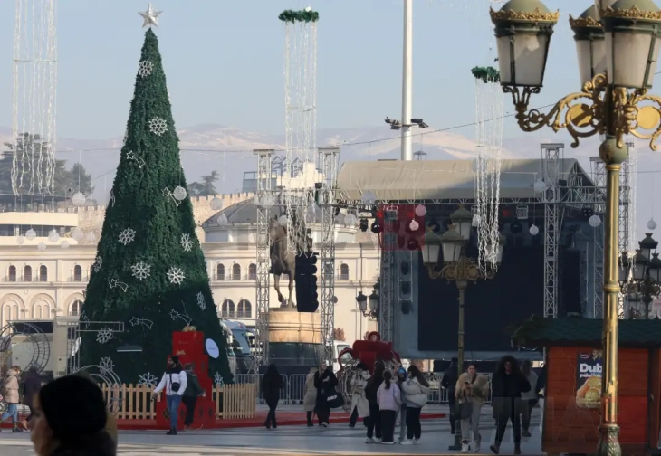 Në ditën e parë të Vitit të Ri mot me diell me temperaturë deri në 15 gradë