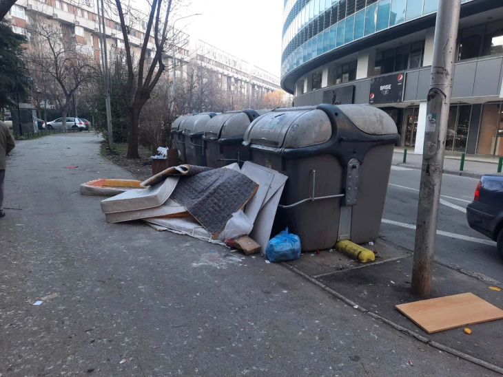 ЈП Комунална хигиена-Скопје отстрани 45 кубни метри непрописно одложен отпад во Центар, Гази Баба и Чаир