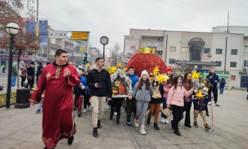 Бадникова поворка в понеделник во Кавадарци