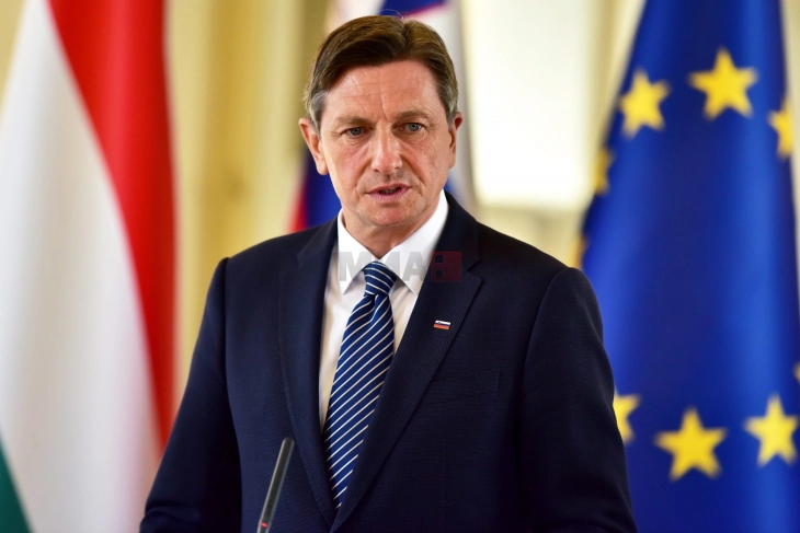 Pahor u tërhoq nga kandidatura për të dërguar special të BE-së për dialogun Prishtinë - Beograd