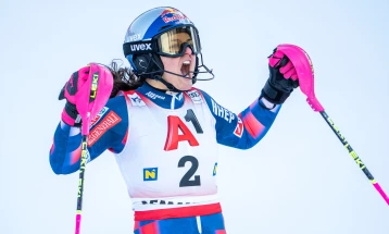 New overall leader Ljutic edges Holdener to win Kranjska Gora slalom