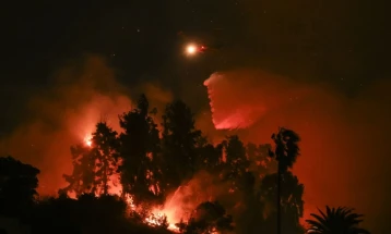 Bajdeni anulon vizitën në Itali për shkak të zjarreve katastrofale në Kaliforni