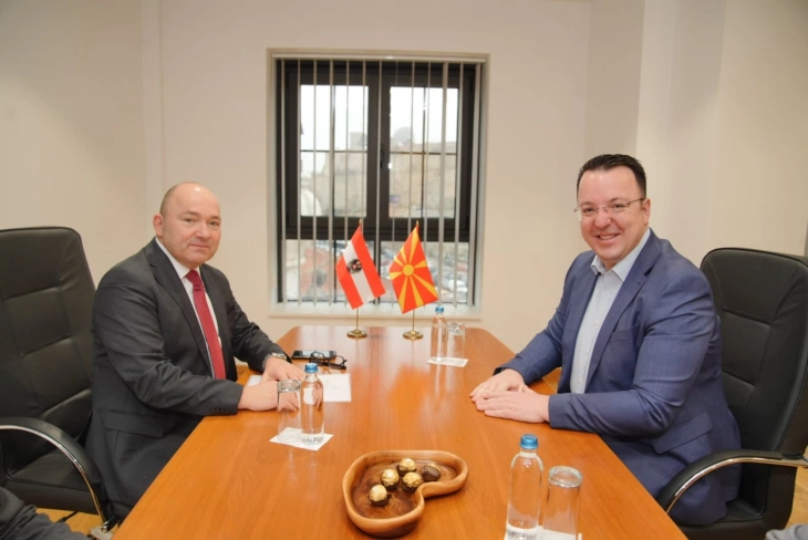 Takim pune e zëvendëskryeministrit Nikollovski me ambasadorin e Austrisë, Martin Pamer