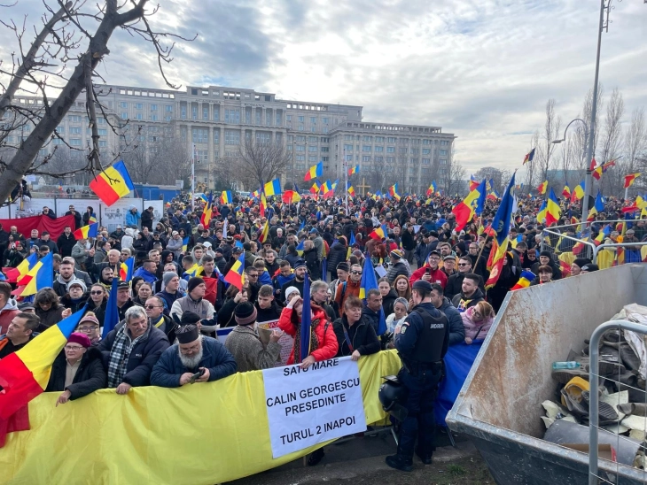 Mijëra rumunë protestuan për shkak të anulimit të zgjedhjeve presidenciale