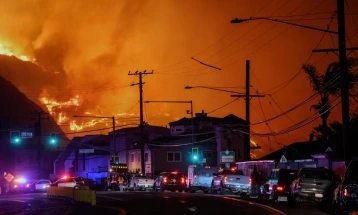 Death toll rises to at least 16 as Los Angeles wildfires rage on