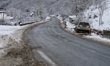 NP Rrugët e Maqedonisë: Të mënjanohen automjetet në rrugën qendra e skijimit Mavrovë - Bunec përmes fshatrave Nikiforovë dhe Leunovë