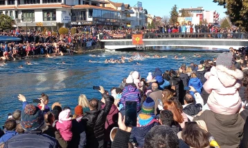 Осветување на водите на реката Црн Дрим во Струга на Водици ќе почне во 11 часот