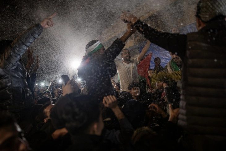 Celebrations in Gaza amid reports of ceasefire