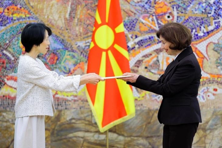 Presidentja Siljanovska - Davkova i pranoi letrat kredenciale të ambasadores së porsaemëruar të Japonisë