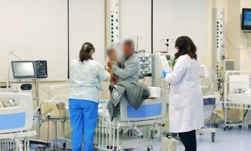 Në Shqipëri është strehuar një familje nga Gaza, një fëmijë një vjeçar është hospitalizuar