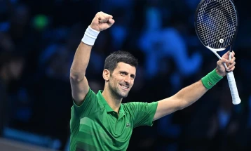 Djokovic to face Alcaraz in last eight of Australian Open