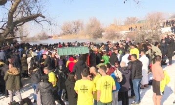 Уникатна традиција за Водици на Плетварско езеро