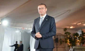 Mickoski do të marrë pjesë në inaugurimin e Donald Trampit në Uashington