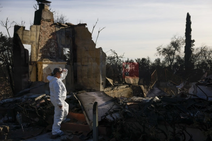 Бројот на жртви во пожарите во Лос Анџелес се искачи на 28