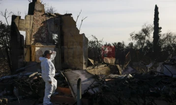 Бројот на жртви во пожарите во Лос Анџелес се искачи на 28