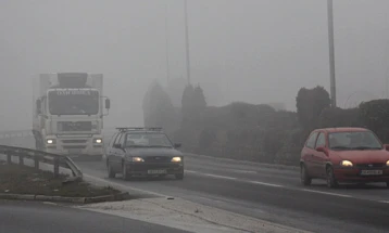 Dukshmëri e zvogëluar për shkak të mjegullës në Demir Kapi,  Petrovec - Veles, Manastir dhe Prilep