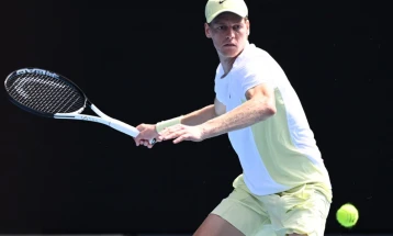 Siner e mbrojti trofeun në Australian Open