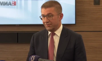 Mickoski: Shërbimet më kanë ndjekur në mënyrë ilegale e dhe kanë keqpërdorur resurset shtetërore