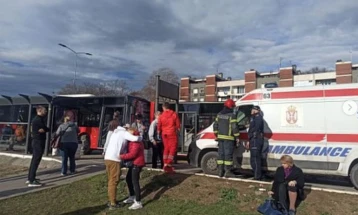 Të paktën 18 të lënduar në fatkeqësinë e autobusave në Beograd