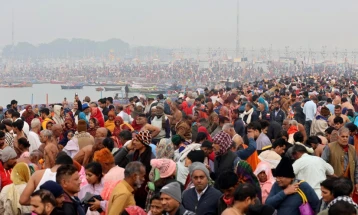 Të paktën 15 të vdekur nga stampedoja në festivalin hindu Kumb Mela në Indi