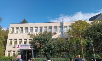 Një pjesë e terapisë që ka munguar në Klinikën për radioterapi dhe onkologji ka arrit sot, thotë Taravari