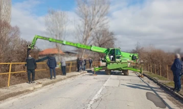 Извршени испитувања на мостот кај Башино село, се разгледува можност за негово времено повторно пуштање во сообраќај