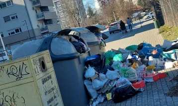 СДСМ: Аеродром тоне во нечистотија