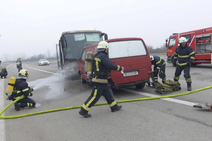 Ограничен сообраќаен режим на автопатот Петровец - Скопје, клучка Кадино поради симулациска вежба организирана од МВР