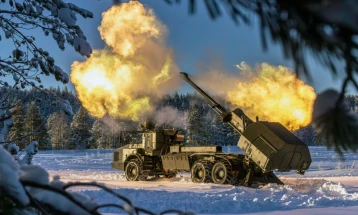 САД на Украина лани и испорачале половина од ветената воена помош