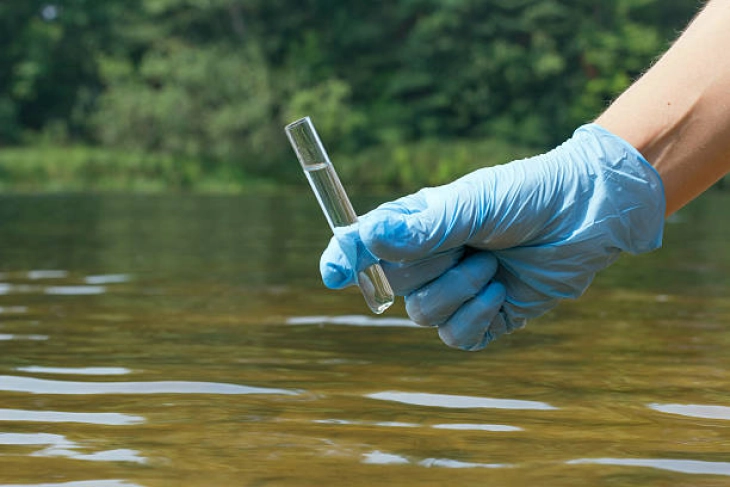 Top officials sign agreement to cooperate on groundwater management