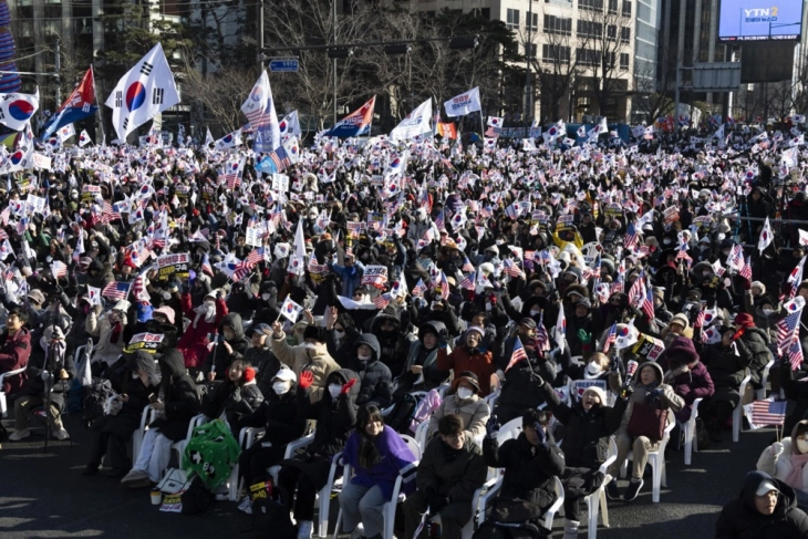 Во Јужна Кореја протести и собири за поддршка на Јун