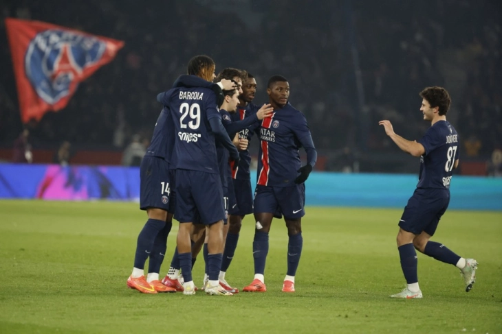 Khvicha Kvaratskhelia off mark for PSG in comfortable win over Monaco