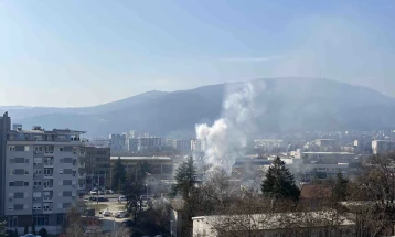 Пожар изби во напуштена барака во Аеродром