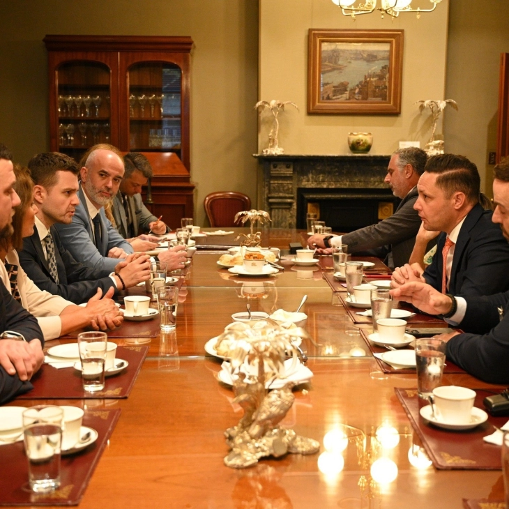 Minister Mucunski meets New South Wales Parliament Speaker Greg Piper