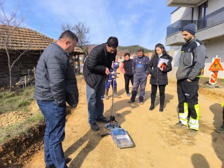 Во Македонска Каменица во тек работи за пробивање нови улици