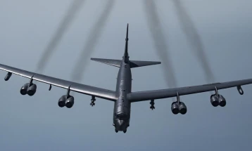 САД во Европа префрлиле нуклеарни бомбардери B-52H